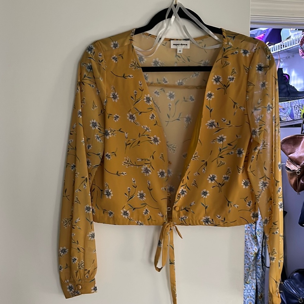 Super down cropped blouse